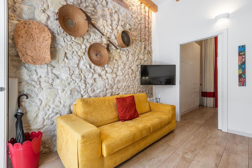 Charming House Con Doccia Sensoriale E Cortile Interno - Centro Storico Leilighet Cagliari Eksteriør bilde