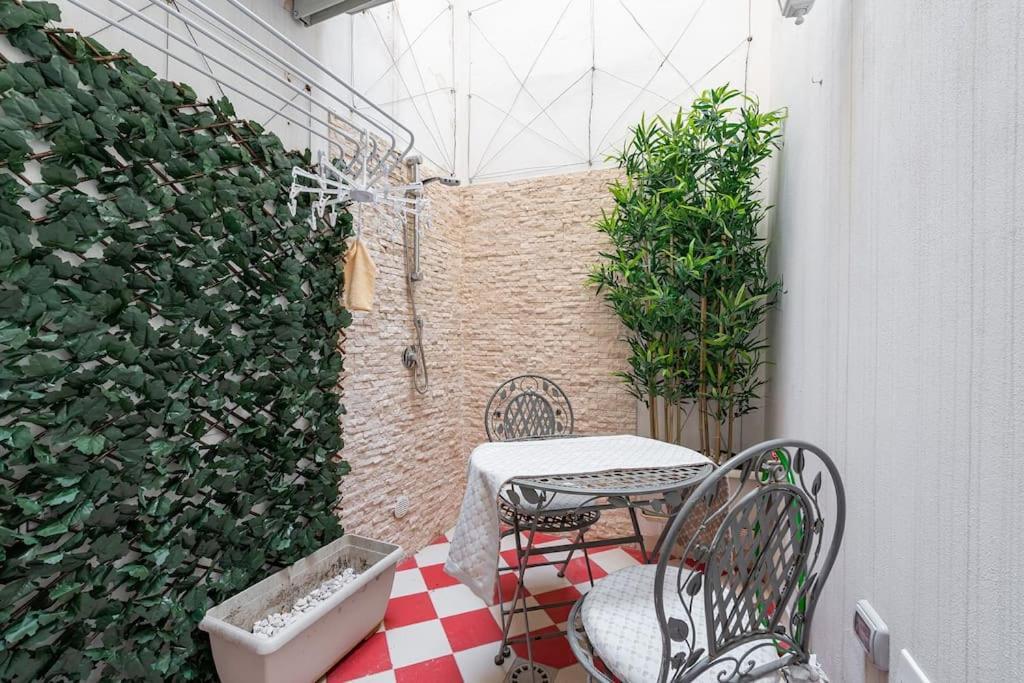 Charming House Con Doccia Sensoriale E Cortile Interno - Centro Storico Leilighet Cagliari Eksteriør bilde